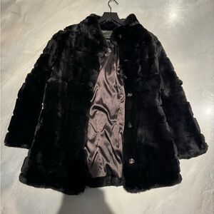 Elegant Black Real Fur Coat